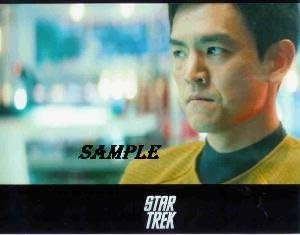 Star Trek 2009 Johnон Чо како полковник Хикару Сулу се затвори на Хелм 8 x 10 фотографија