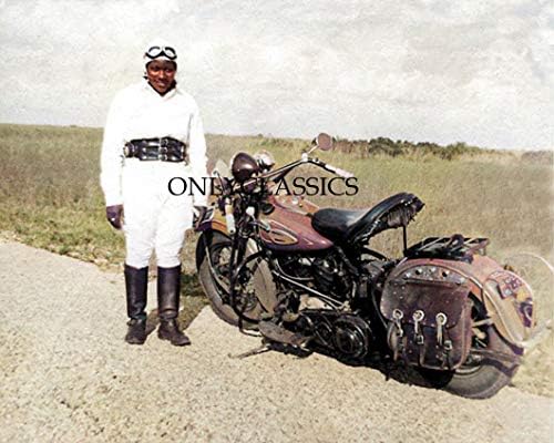 Само класика Беси Стрингфилд Харли Дејвидсон Мотоцикл 8x10 боја црна Американа